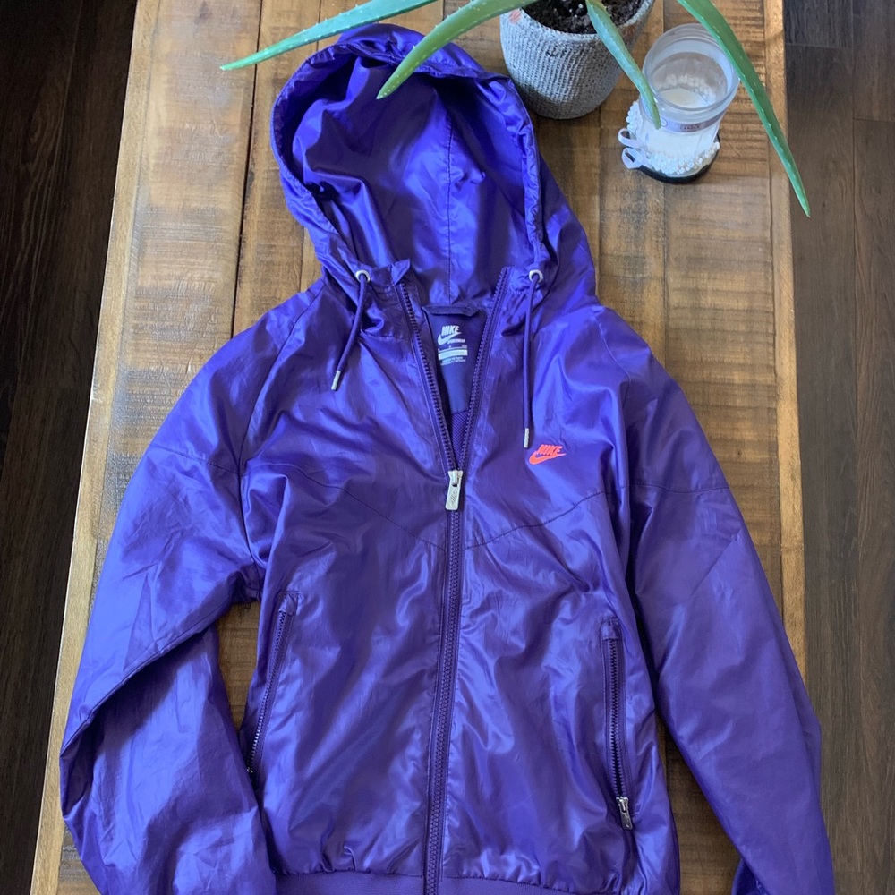 ✨Nike windbreaker✨